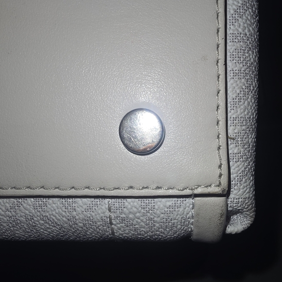 Michael Michael Kors' Carine satchel - Picture 8 of 16